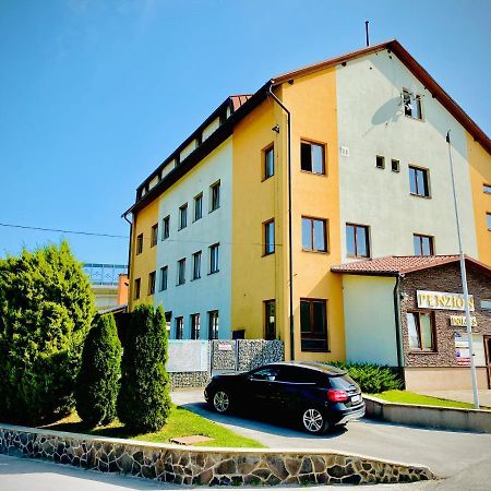 Penzion Domes Čadca Exteriér fotografie